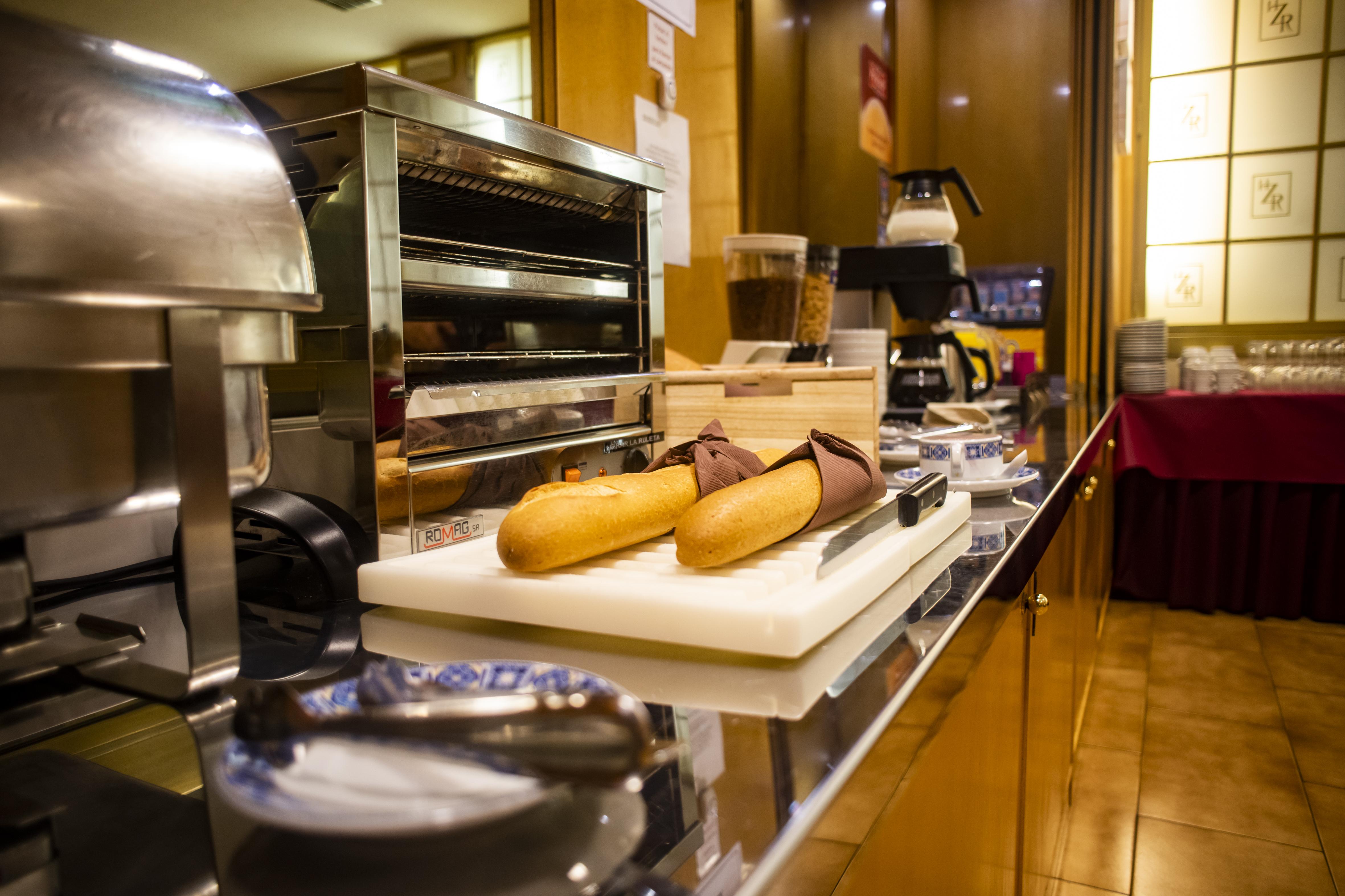 B&B Hotel Zaragoza Royal Luaran gambar